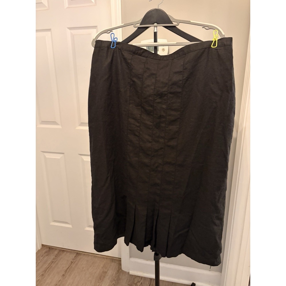Cato Woman Black Long Skirt Pleated Hem 20W Vertical Panels Office Chic Staple